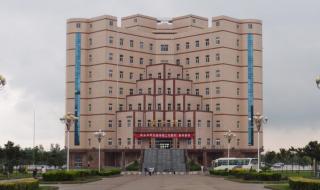 河南工程学院图书馆